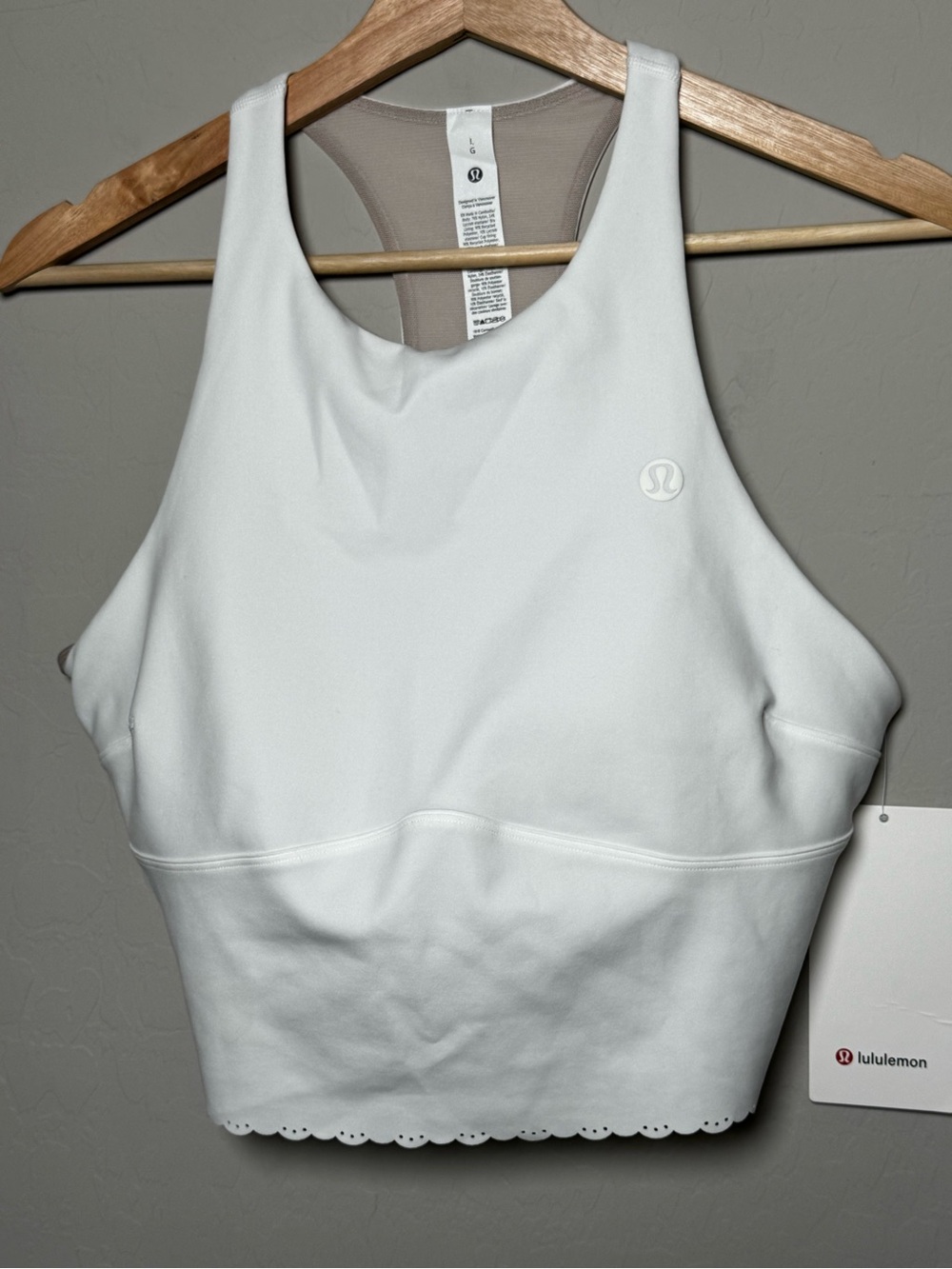 Lululemon Scallop-Hem High-Neck Tennis Tank Top *Medium Support, B/C Cup
White - Picture 4 of 11
